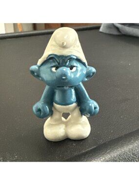 Smurfs 20157 Grumpy Smurf Figure Vtg Angry Grouchy Schleich Peyo PVC 1983